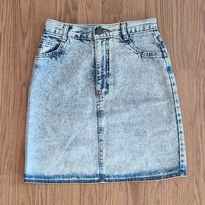 Vintage denim mini skirt